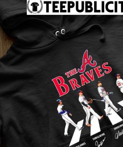 The Atlanta Braves Chipper Jones Tom Glavine John Smoltz Greg Maddux Abbey  Road signature shirt, hoodie, sweater, long sleeve and tank top