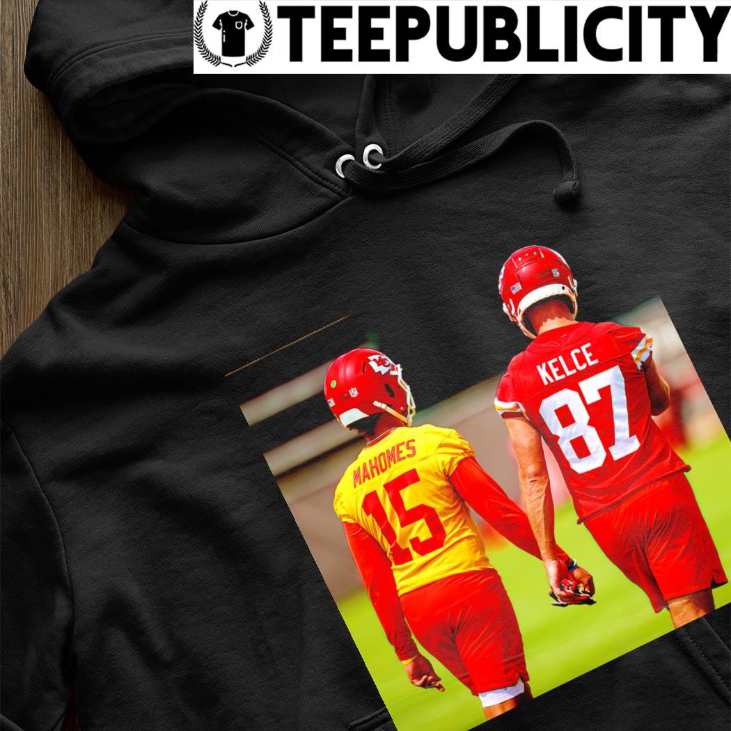 Patrick Mahomes and Travis Kelce holding hand funny picture shirt, hoodie,  sweater, long sleeve and tank top