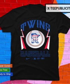 My heart is on that field Minnesota Twins baseball shirt, hoodie, sweater,  long sleeve and tank top