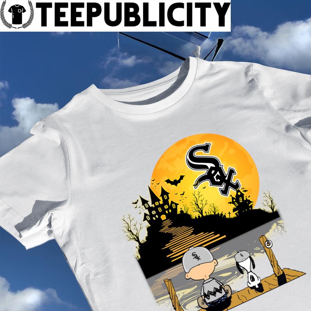 Snoopy Charlie Brown Sit Under Moon Chicago White Sox Halloween Shirt,  hoodie, sweater, long sleeve and tank top